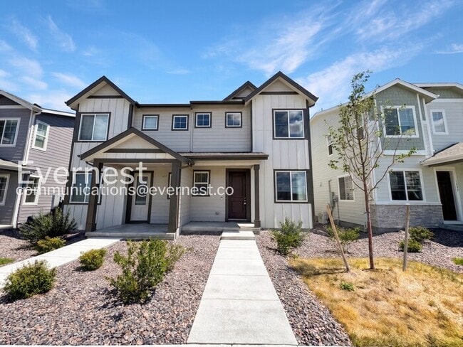 Building Photo - 12492 Childers St