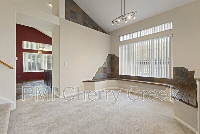 Building Photo - 20410 E Bellewood Pl