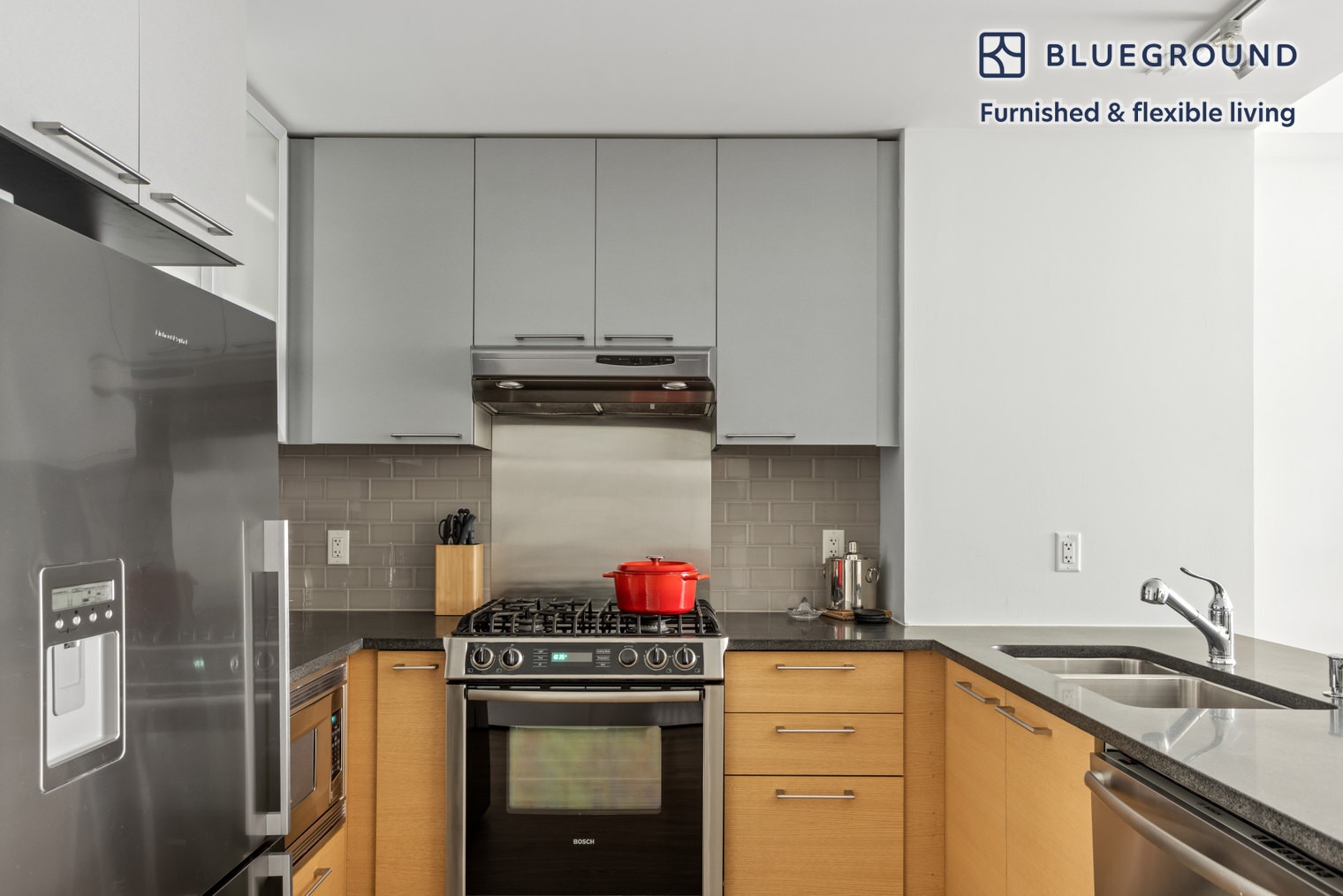 Building Photo - 303 Third Street-SI FL2-ID642