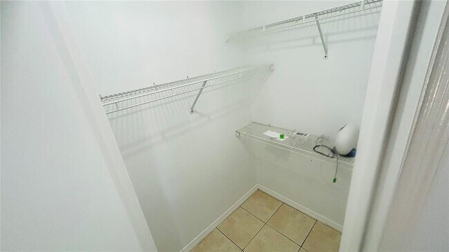 Building Photo - 12121 Augusta Woods Cir