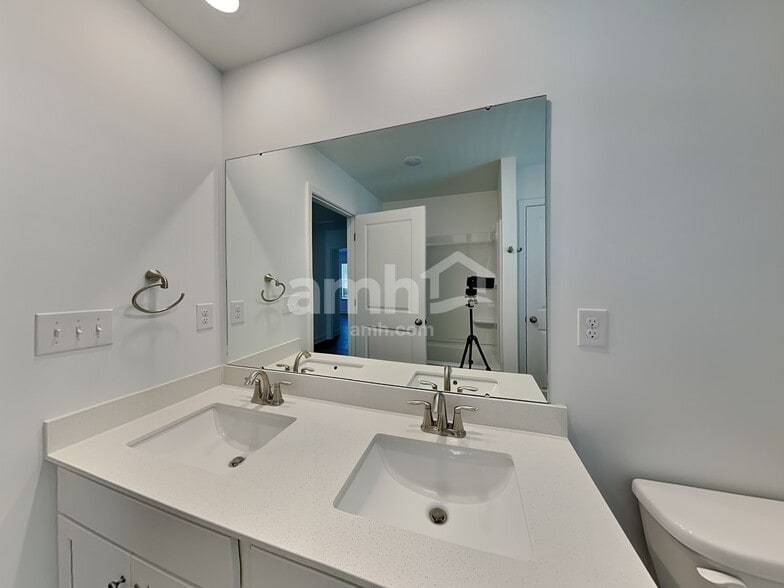 Building Photo - 3509 Jefferson Cor Ln