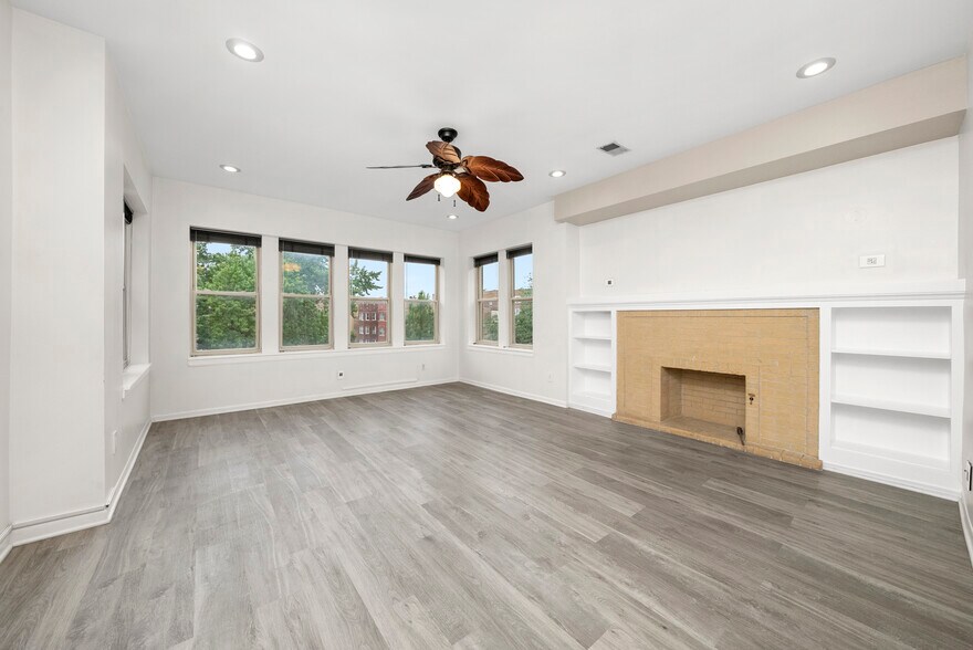 Building Photo - 2060 W Fargo Ave