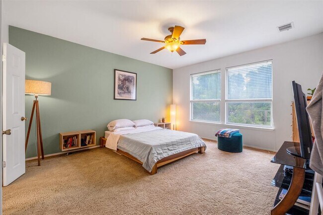 Building Photo - 16853 Tortoise St