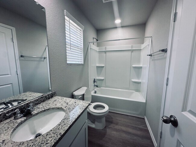 Building Photo - 7356 Misty Ridge Dr