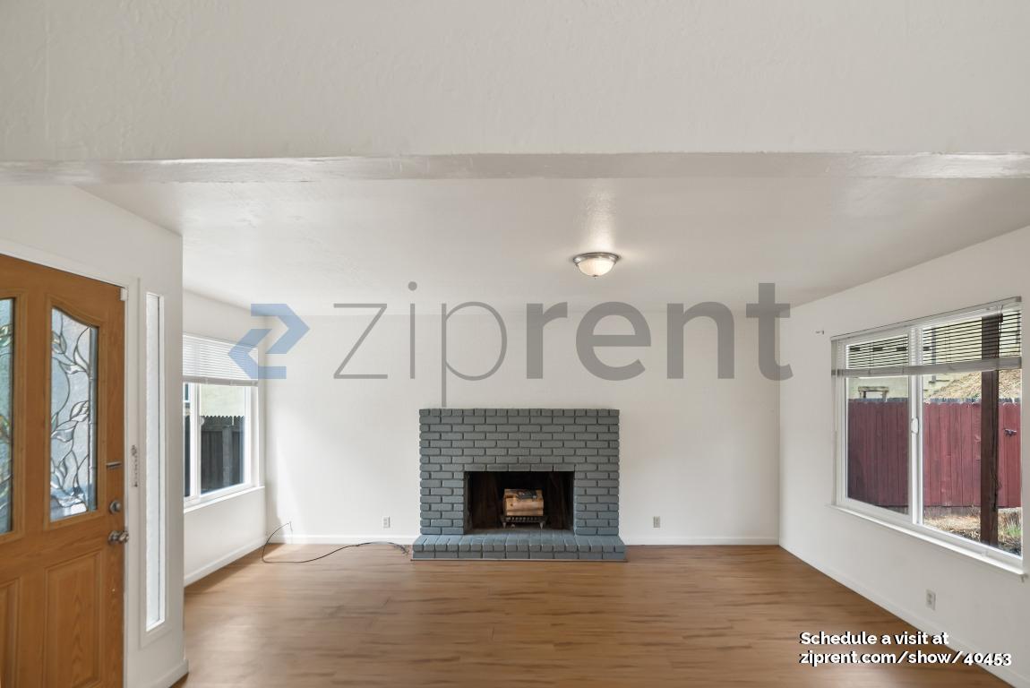 Building Photo - 3160 Birmingham Dr