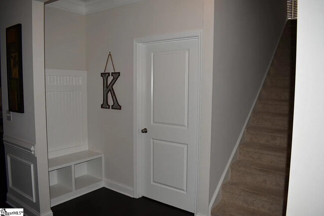 Building Photo - 126 Northwild Dr