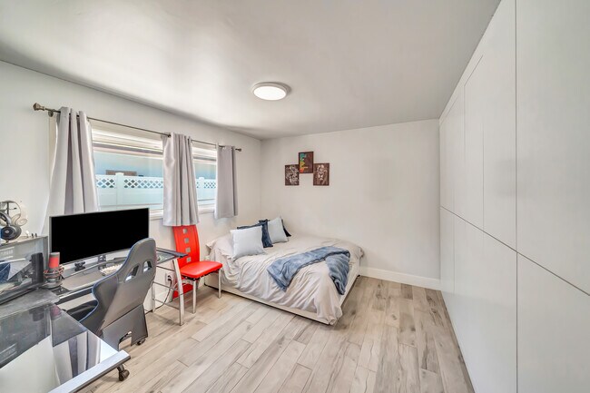 Building Photo - 22374 Algunas Rd