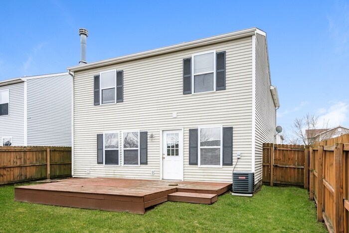 Building Photo - 10740 Glenayr Dr