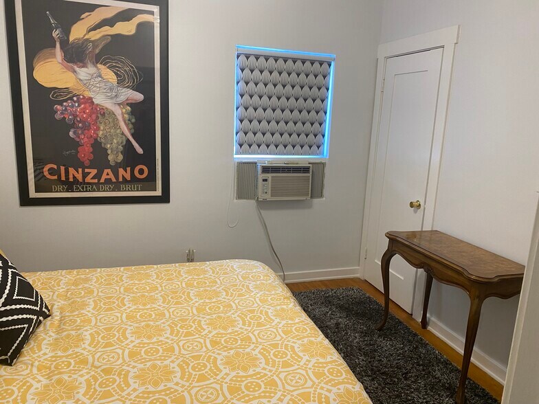 Building Photo - 152 N Bonnie Ave