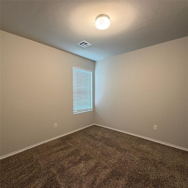 Building Photo - 2044 Autumn Way