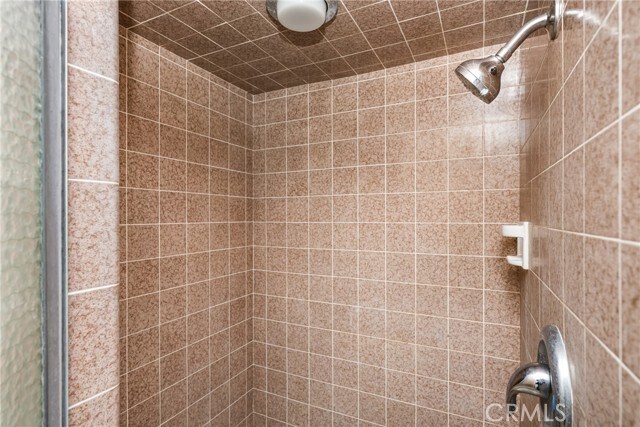 Building Photo - 243 N Grand St