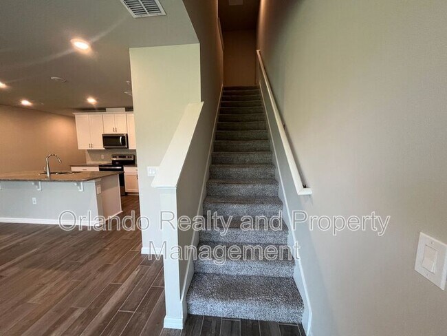 Building Photo - 2443 Sweet Viburnum Wy