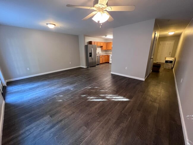 Building Photo - 144 Swaying Pine Ct