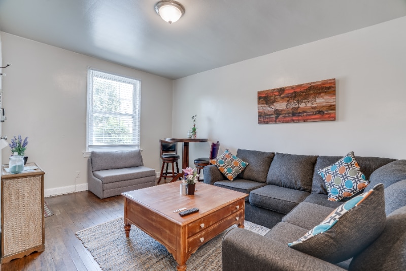 Building Photo - 1825 H St NE