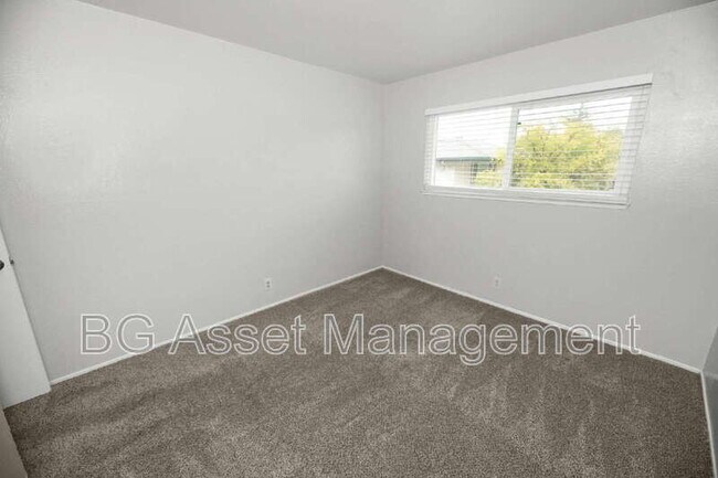 Building Photo - 4621 Ashdale Ct