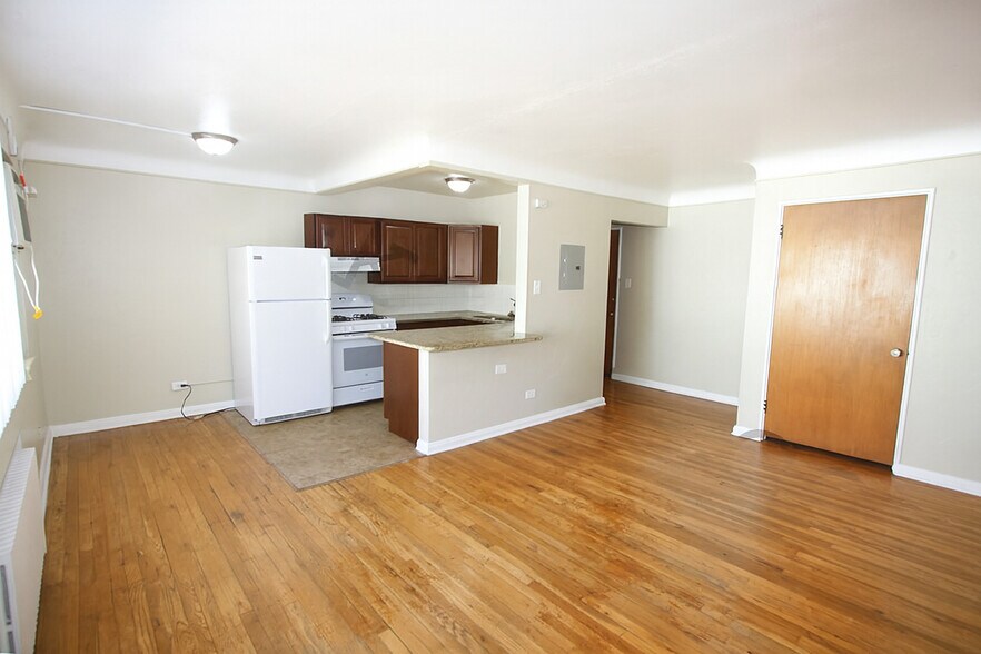 Open-Concept Living/Dining Space - South Park Hill