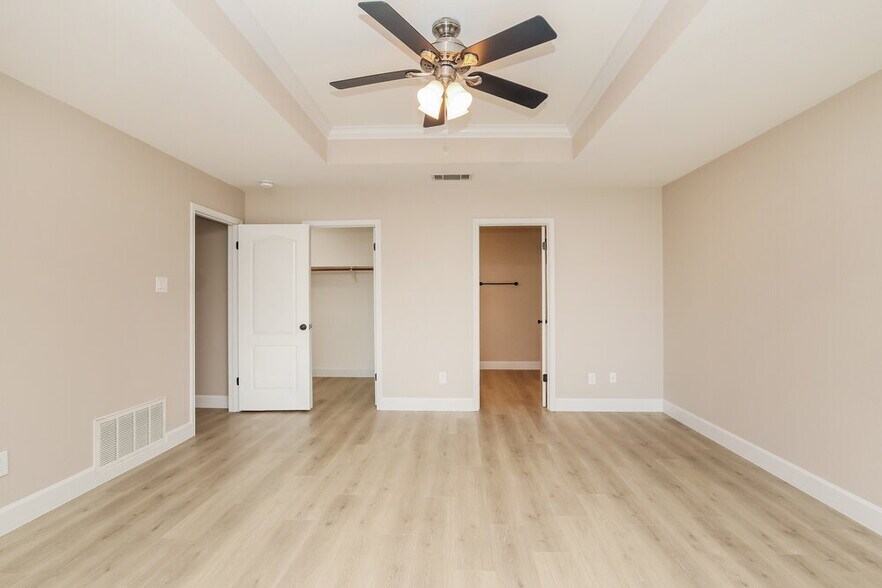 Building Photo - 1210 Dayton Dr
