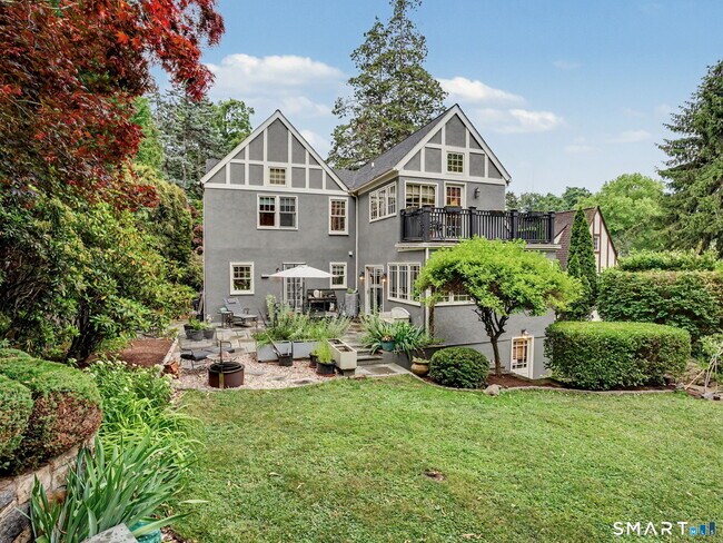 Building Photo - 46 Valleywood Rd