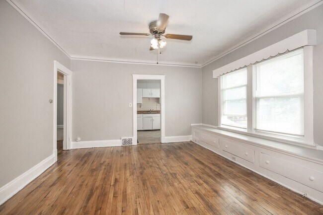 Building Photo - 13416 Harlon Ave