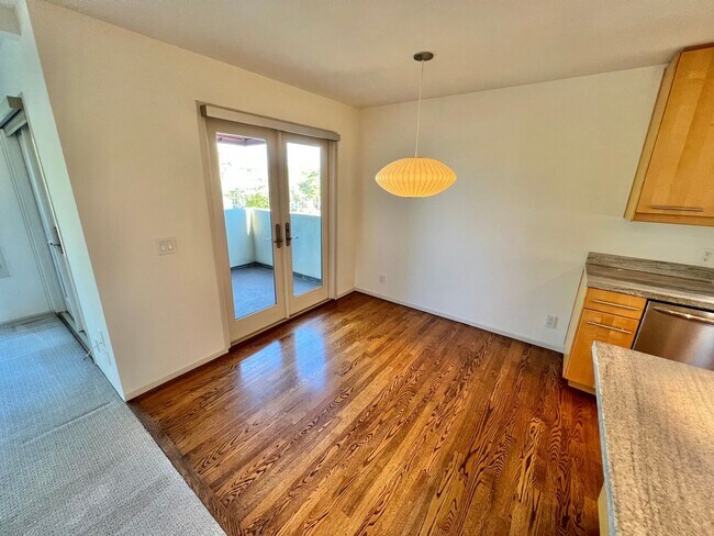 Building Photo - Spacious 3BR Bluff Heights Home | Gated Yard, Garage & Modern Upgrades