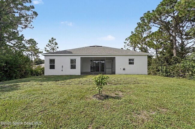 Building Photo - 2241 San Filippo Dr SE