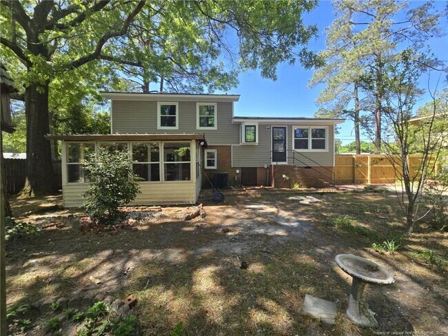 Building Photo - 1819 Cawdor Dr