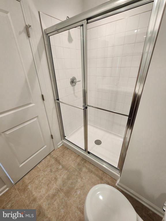 Building Photo - 477 Husky Trl