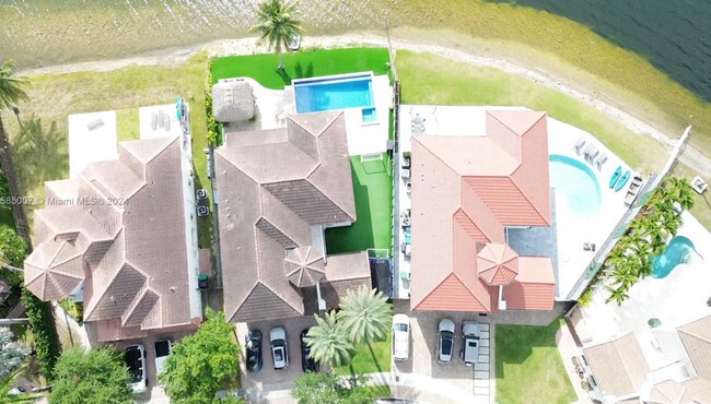 Building Photo - 7031 NW 113th Ct