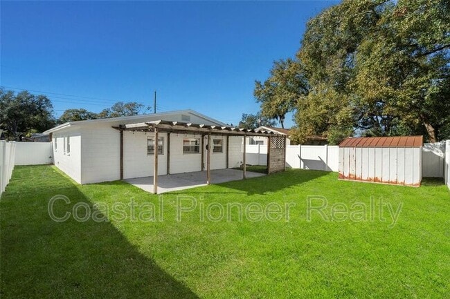 Building Photo - 6710 S Cortez Ave