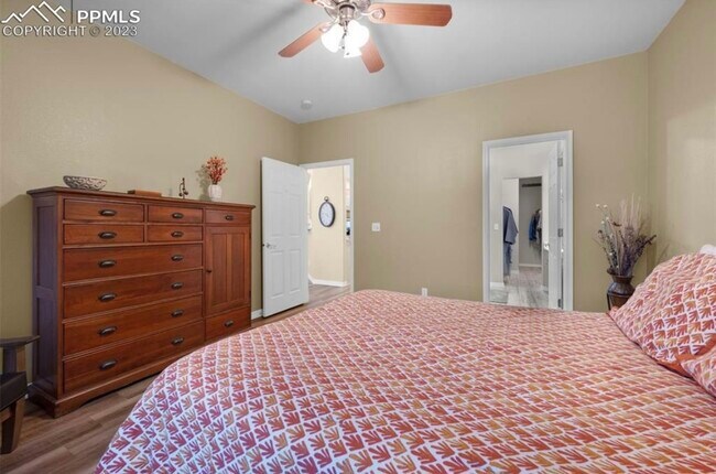 Primary bedroom - 2173 Alpine Shadows Vw