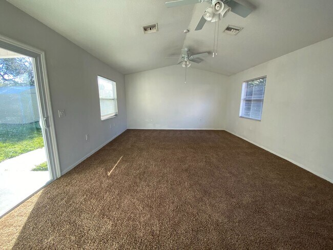 Building Photo - Deltona House For Rent -1778 Belspring Avenue