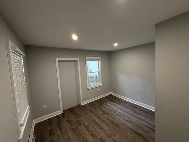 Building Photo - 4 Starr Pl