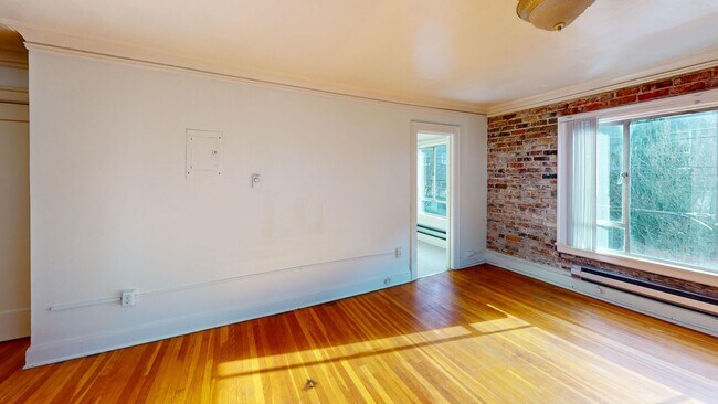 Interior Photo - The Carlton Apartments
