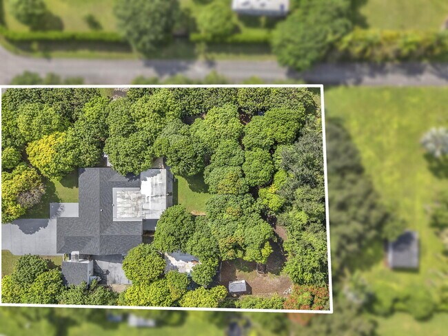 Building Photo - 15225 SW 235th St