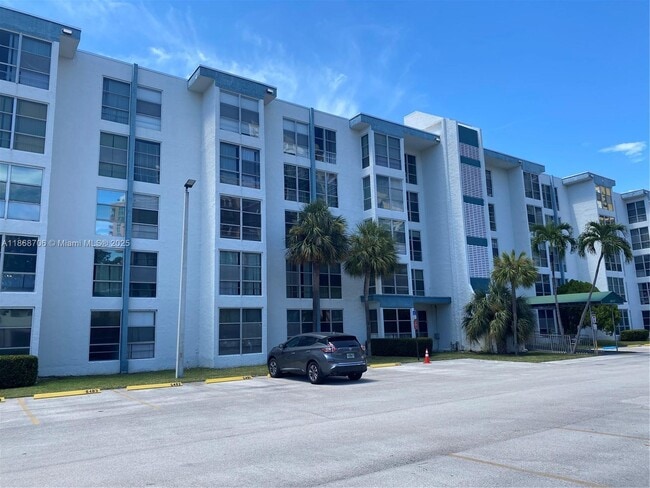 Building Photo - 200 177th Dr