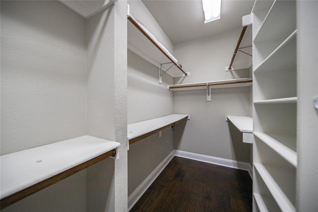 Building Photo - 412 Sparrow Hawk Dr