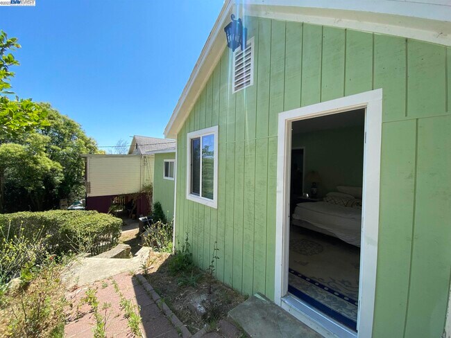 Primary Photo - 36990 Mission Blvd