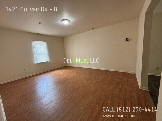 Building Photo - 1421 Culver Dr