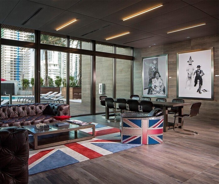 Building Photo - 1080 Brickell Ave