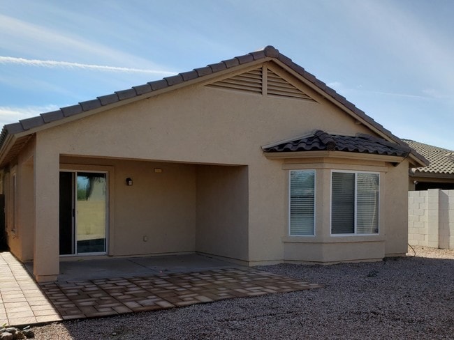 Building Photo - 1478 E Poncho Ln