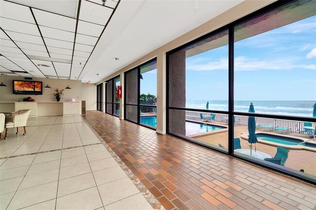 Building Photo - 15462 Gulf Blvd