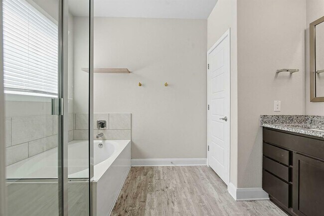 Building Photo - 9213 Margaret Jewel Ln