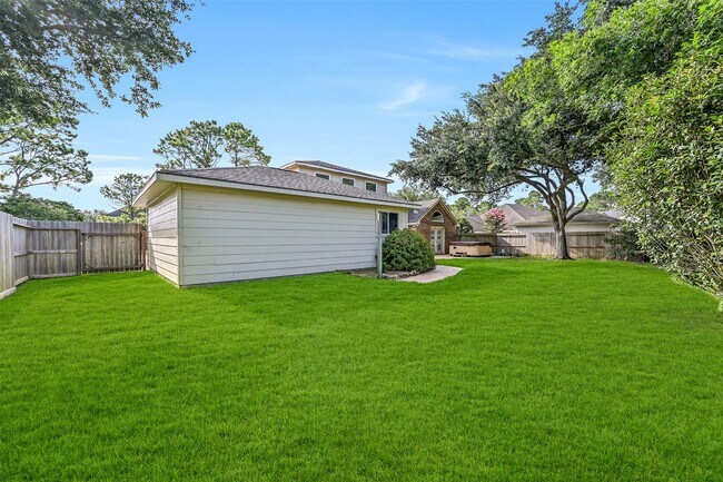 Building Photo - 513 Meadow Bend Dr
