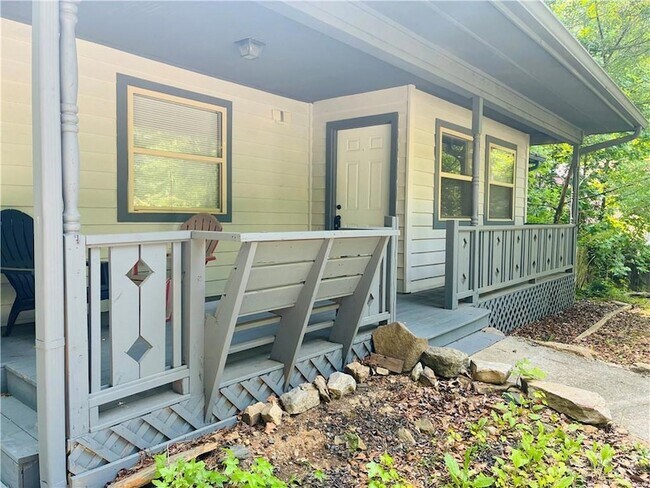 Building Photo - 5345 Sugar Ridge Dr