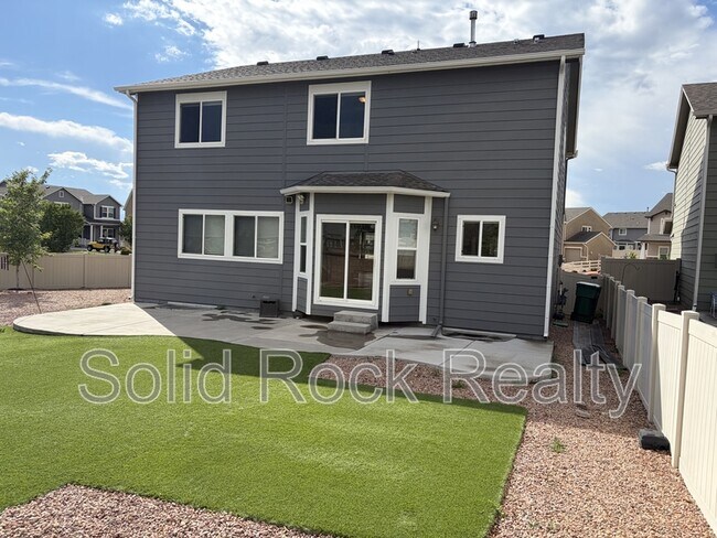 Building Photo - 8341 Needle Drop Ct