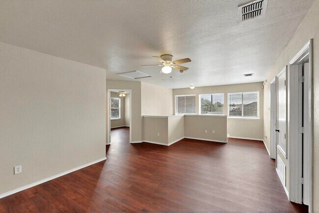 Building Photo - Spacious Family Home with Room to Grow