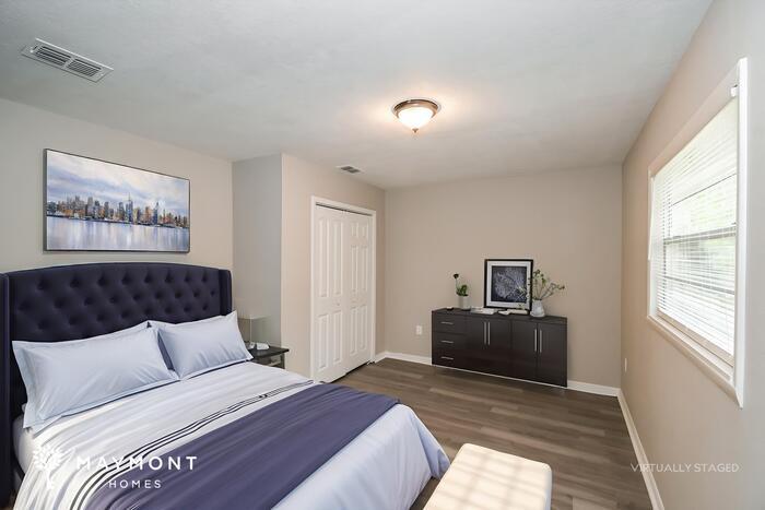 Building Photo - 410 W 62nd St