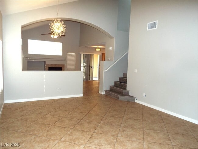 Building Photo - 648 E Sole Addiction Ave