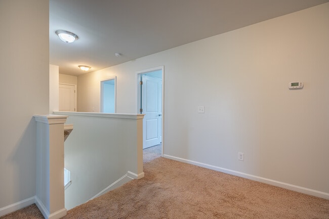 Building Photo - 135 Davila St