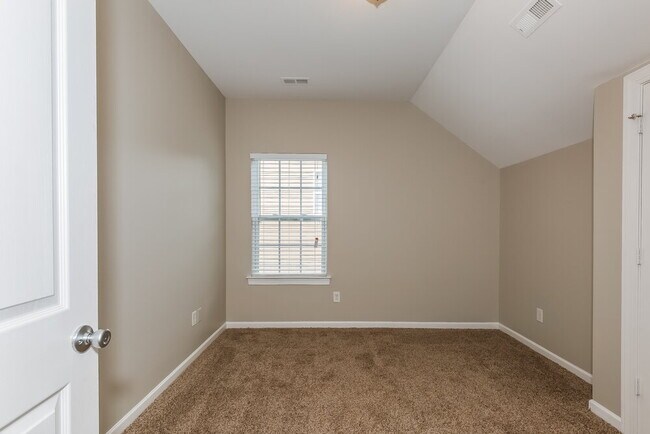 Building Photo - 14914 Taggert Trail Dr